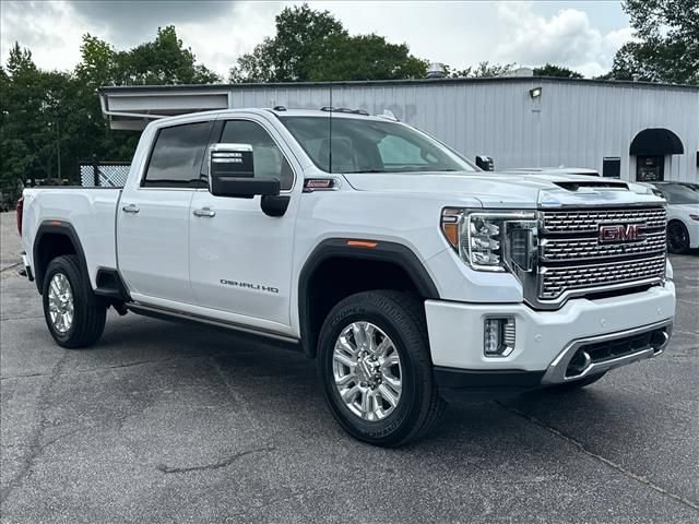 Certified 2022 GMC Sierra 2500 Denali w/ Denali Ultimate Package AWD/4WD image 2