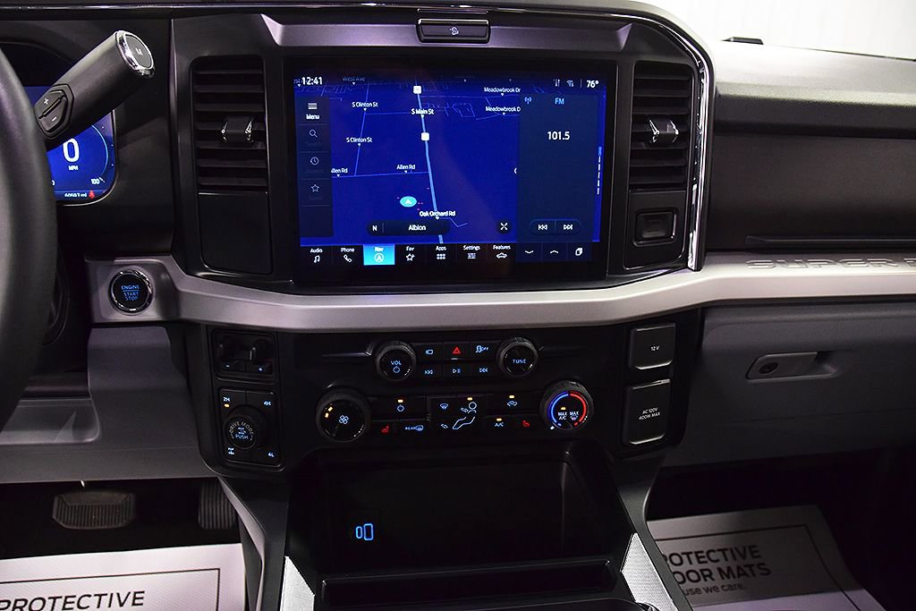 Used 2025 Ford F250 XLT w/ Black Appearance Package AWD/4WD image 25