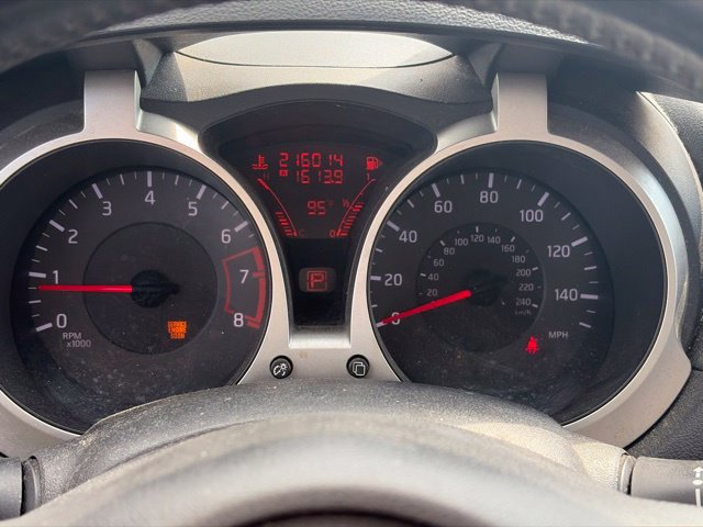Used 2013 Nissan Juke SL AWD/4WD image 33