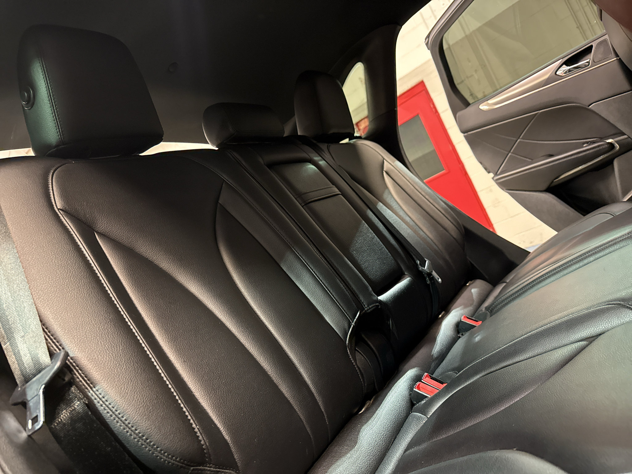 Used 2017 Lincoln MKC Premiere AWD/4WD image 27