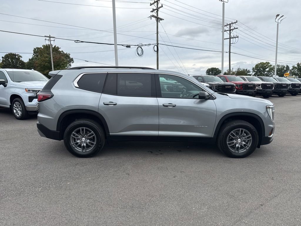 Used 2025 GMC Acadia Elevation FWD image 6
