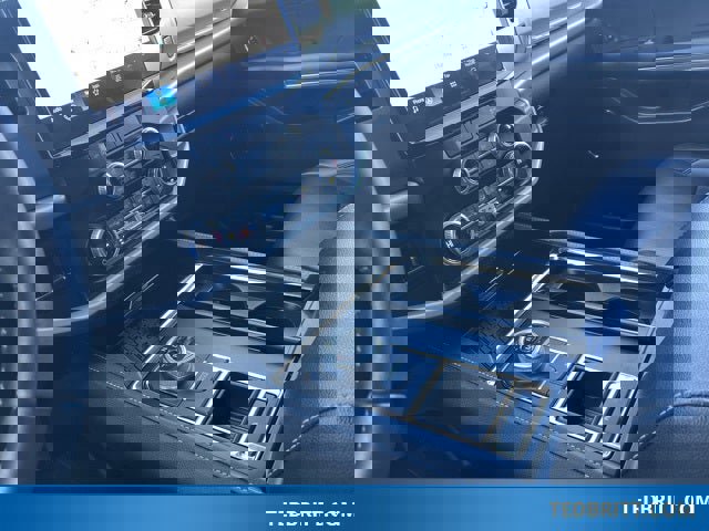 Used 2024 Ford Expedition XLT image 38