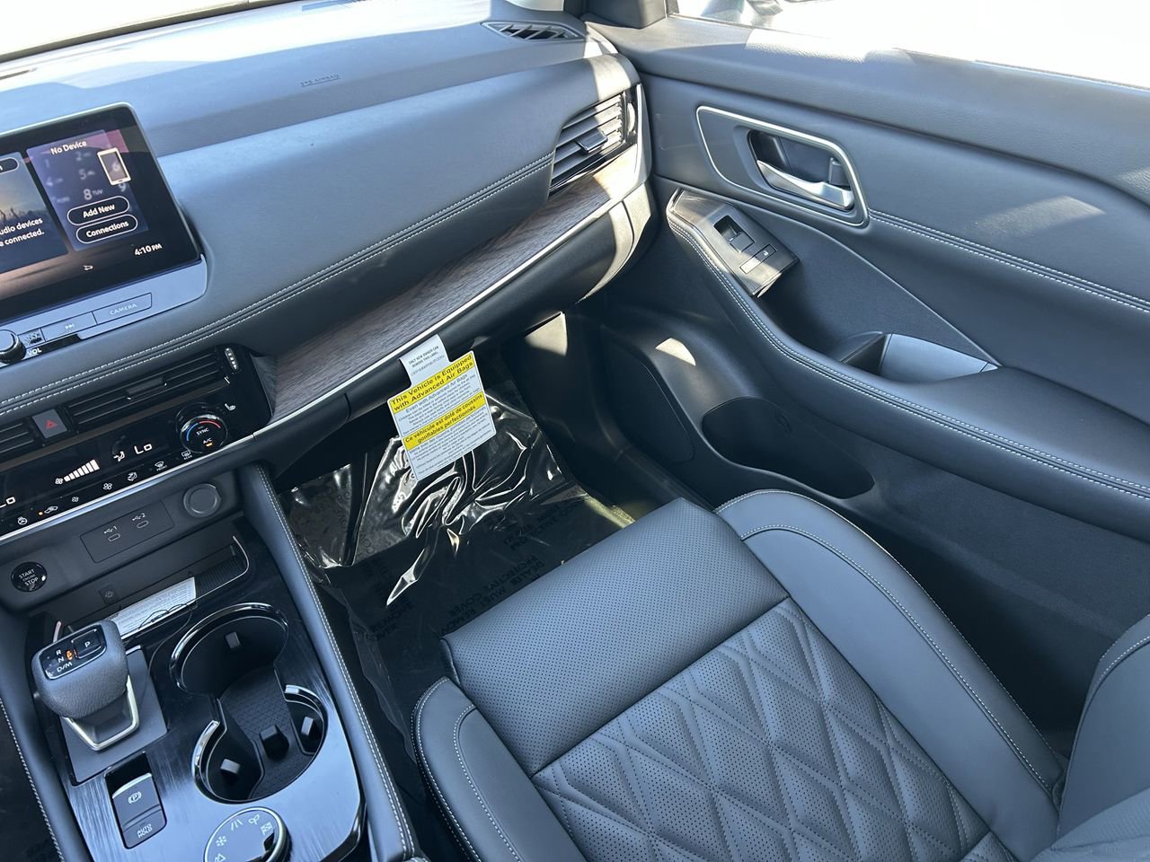 New 2026 Nissan Rogue Platinum image 18