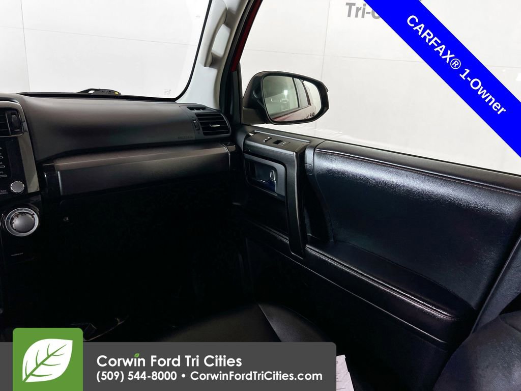 Used 2021 Toyota 4Runner Venture image 26