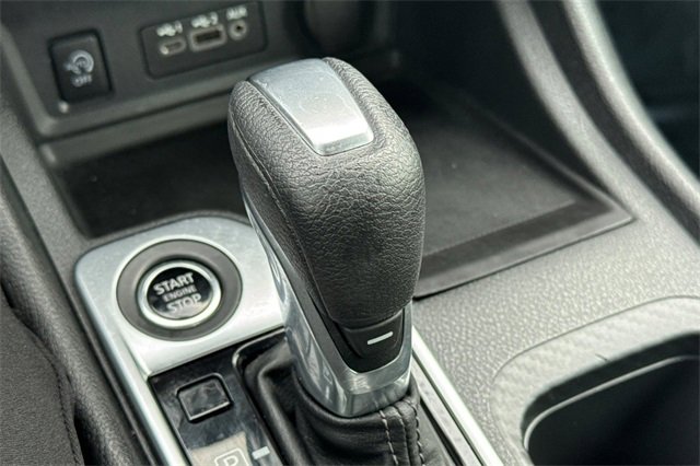 Used 2025 Nissan Sentra SV image 33