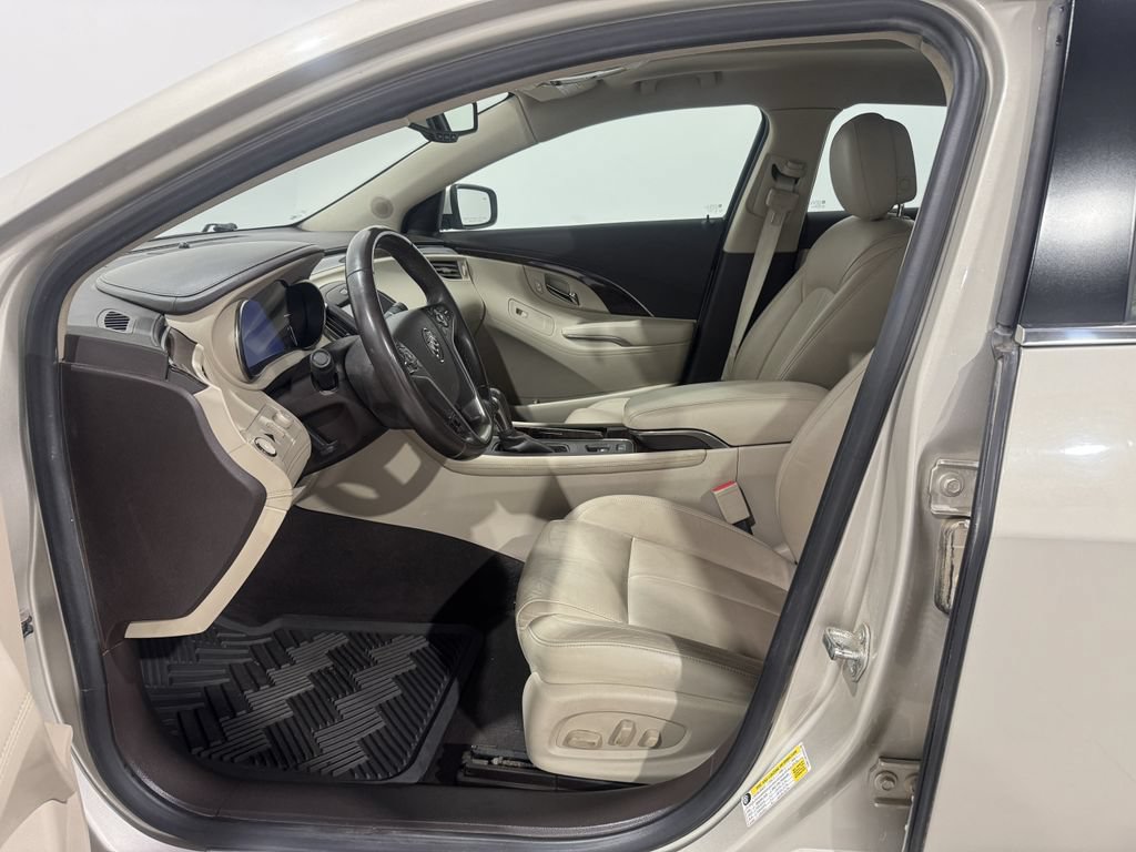 Used 2014 Buick LaCrosse Leather w/ Driver Confidence Package FWD image 13
