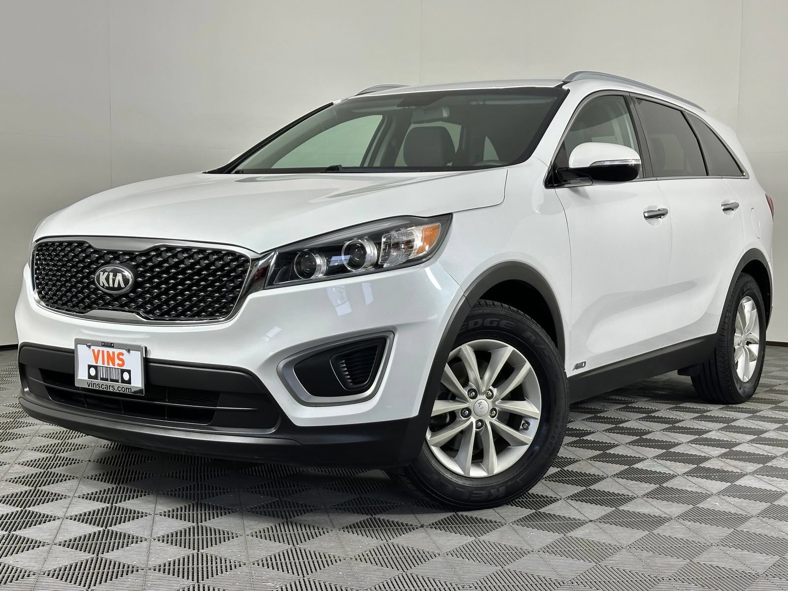 Used 2016 Kia Sorento AWD image 32