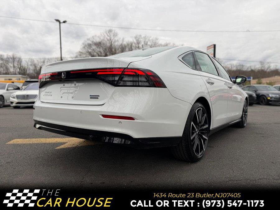 Used 2024 Honda Accord Touring image 8