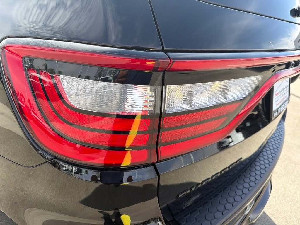 Used 2021 Dodge Durango R/T w/ Blacktop Package AWD/4WD image 7