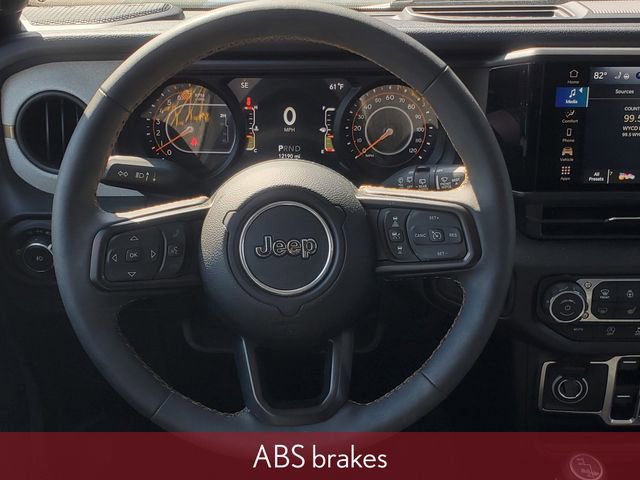 Used 2024 Jeep Wrangler Unlimited Sport AWD/4WD image 33