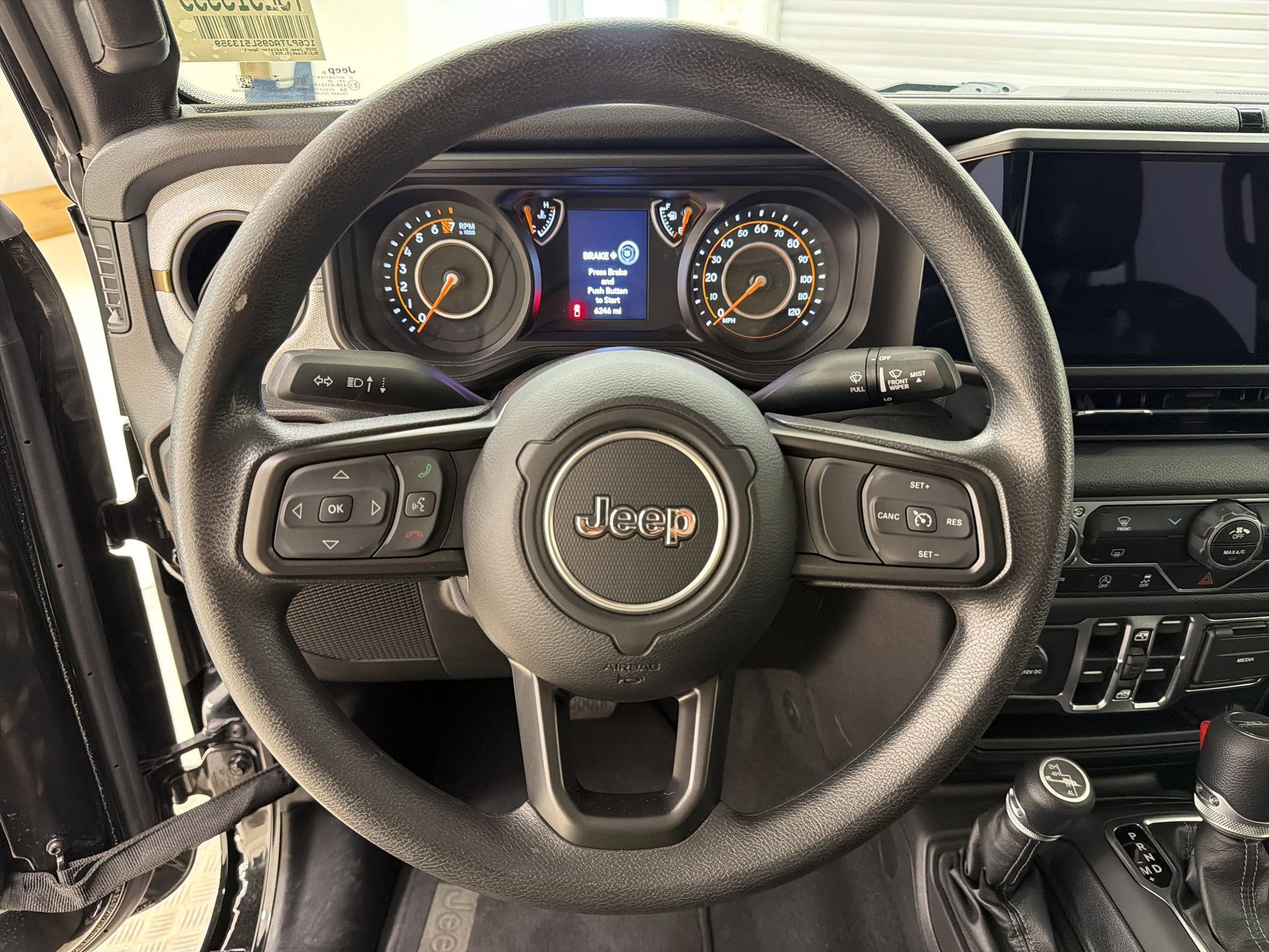 Used 2025 Jeep Gladiator Sport image 22