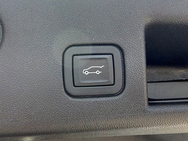 Certified 2024 Chevrolet Equinox LT w/ LPO, Floor Liner Package FWD image 8