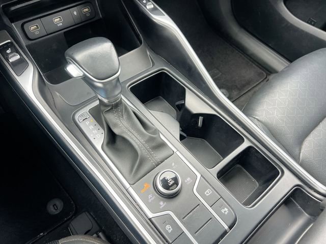 Used 2023 Kia Sorento S w/ Panoramic Sunroof Package image 16