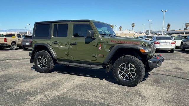 Used 2024 Jeep Wrangler Unlimited Rubicon w/ Technology Group image 2