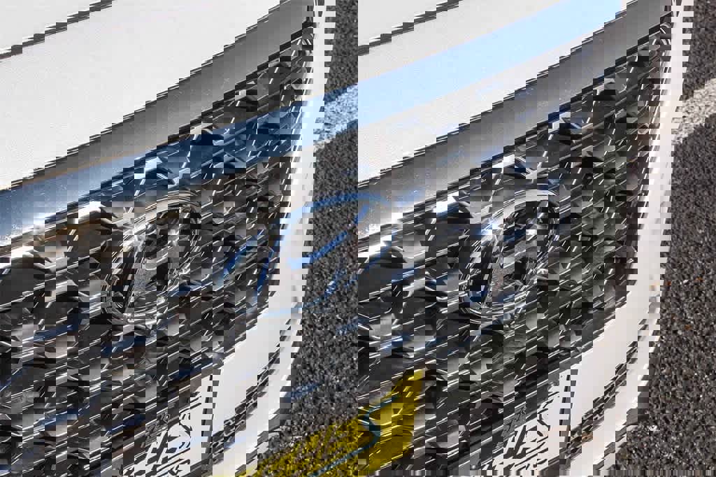 Certified 2020 Hyundai Santa Fe Limited image 17