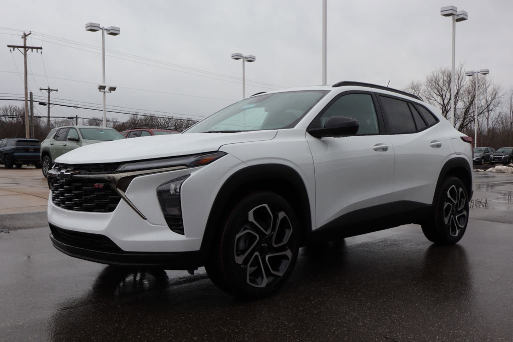 New 2026 Chevrolet Trax RS w/ Sunroof Package image 6