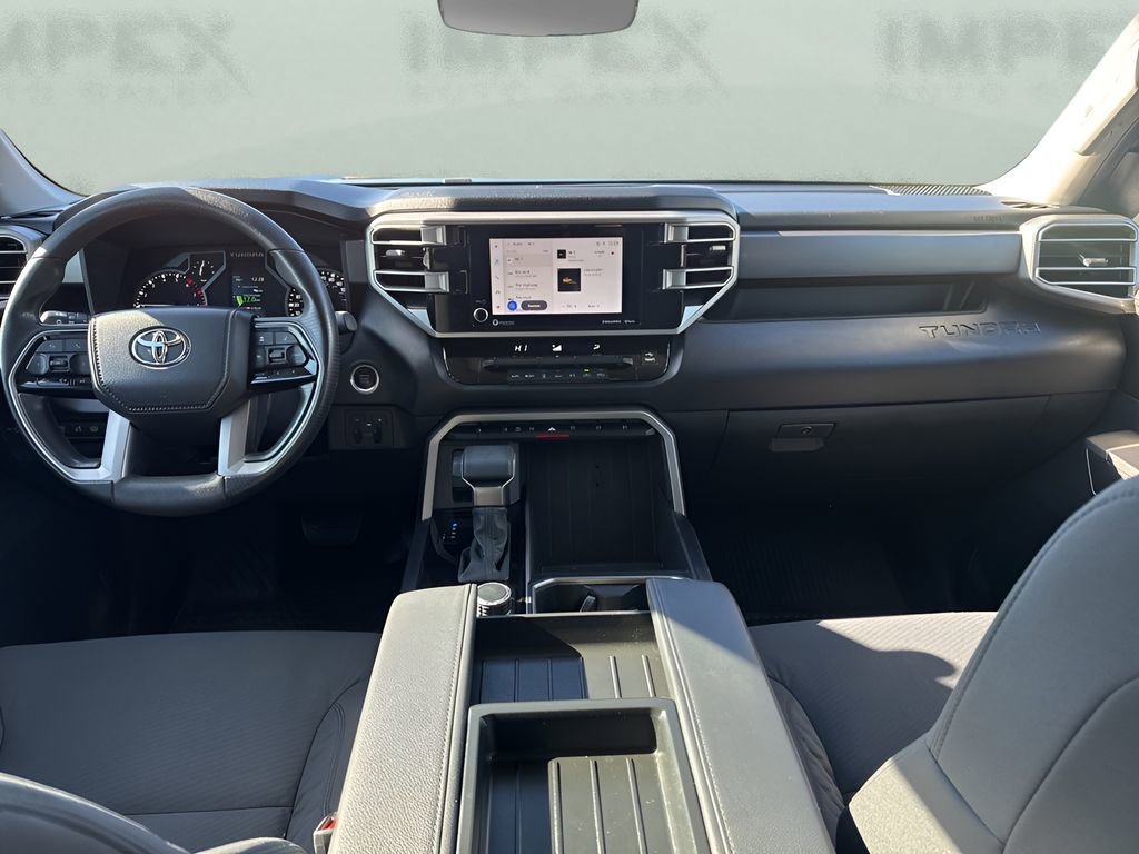 Used 2022 Toyota Tundra SR5 w/ SR5 Convenience Package image 11