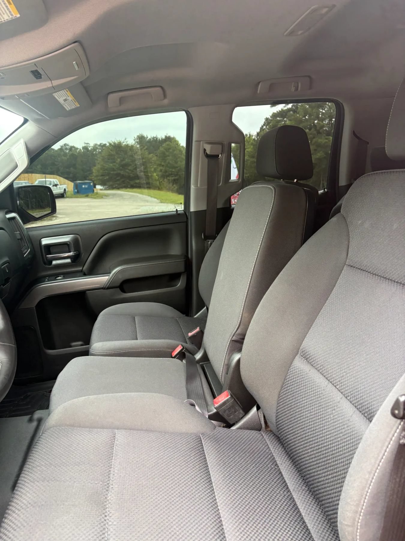 Used 2018 Chevrolet Silverado 1500 LT w/ All Star Edition AWD/4WD image 9
