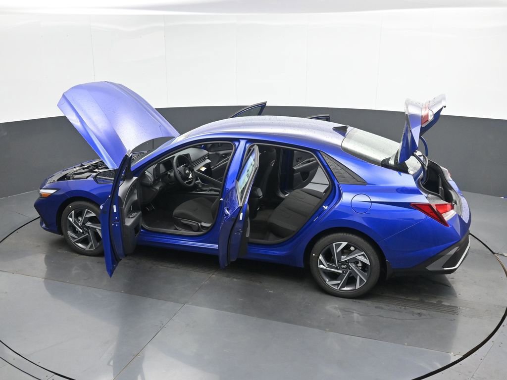 New 2025 Hyundai Elantra Sport image 56