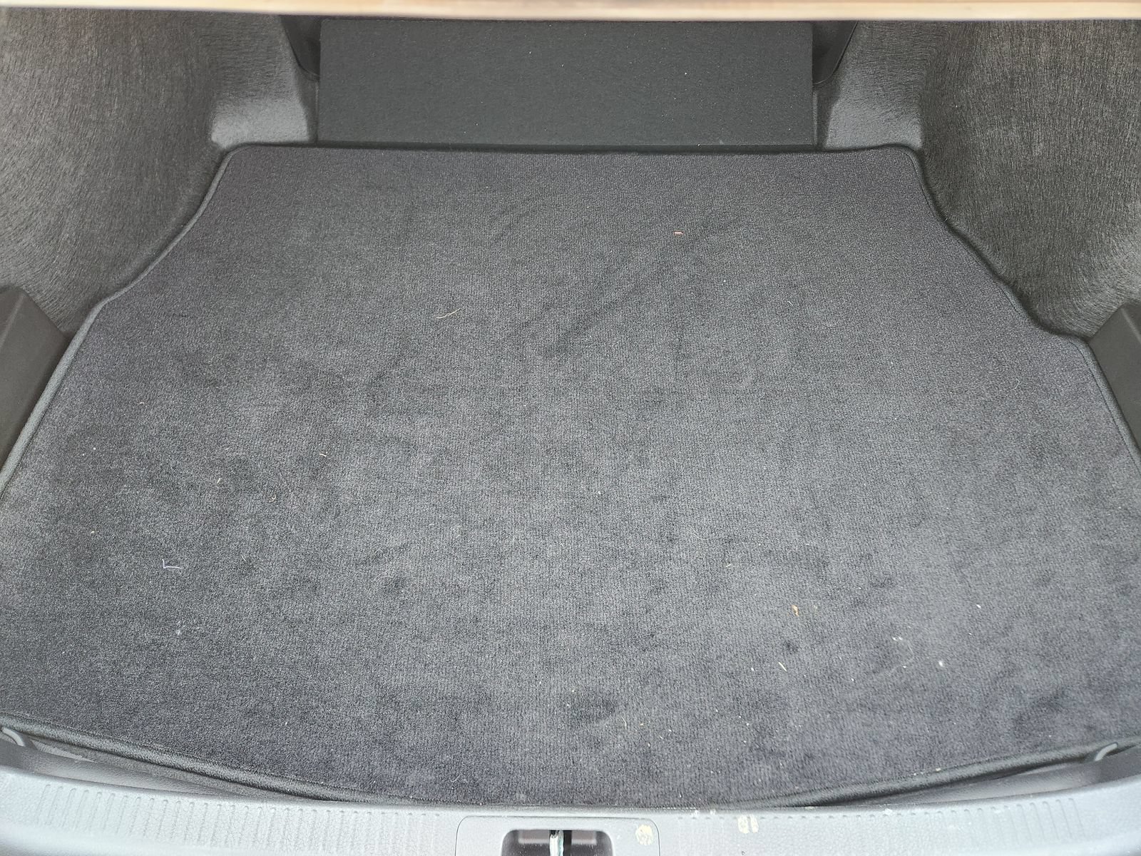 Used 2025 Toyota Camry SE w/ Convenience Package FWD image 35