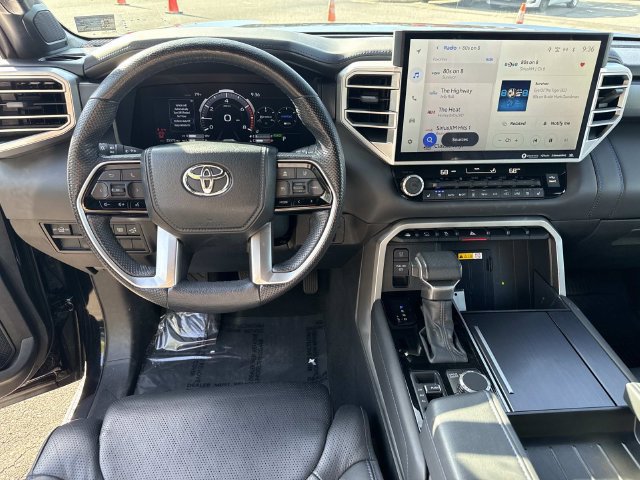 Used 2024 Toyota Sequoia Platinum AWD/4WD image 18