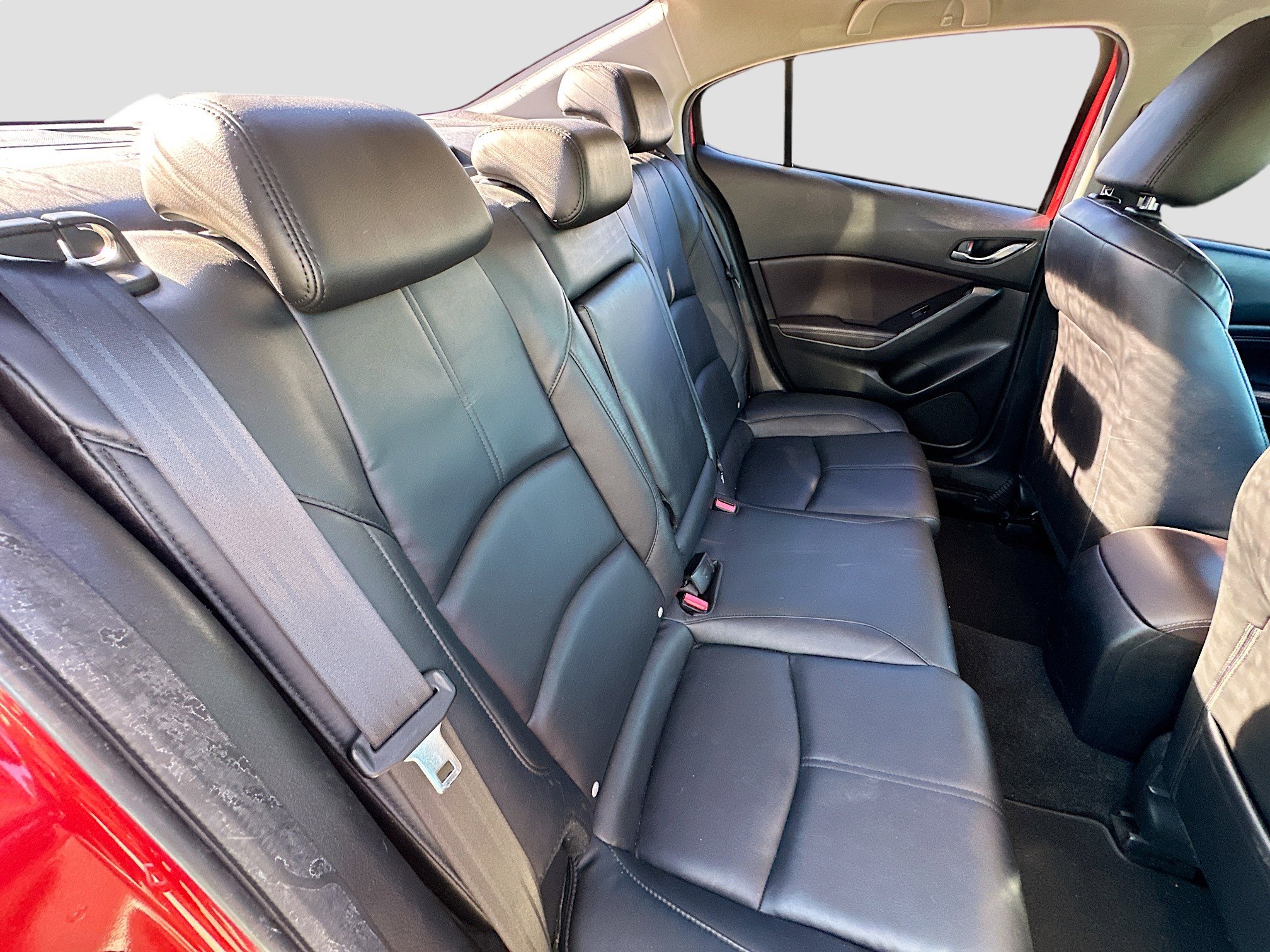 Used 2017 MAZDA MAZDA3 Touring w/ Popular Equipment Package image 28