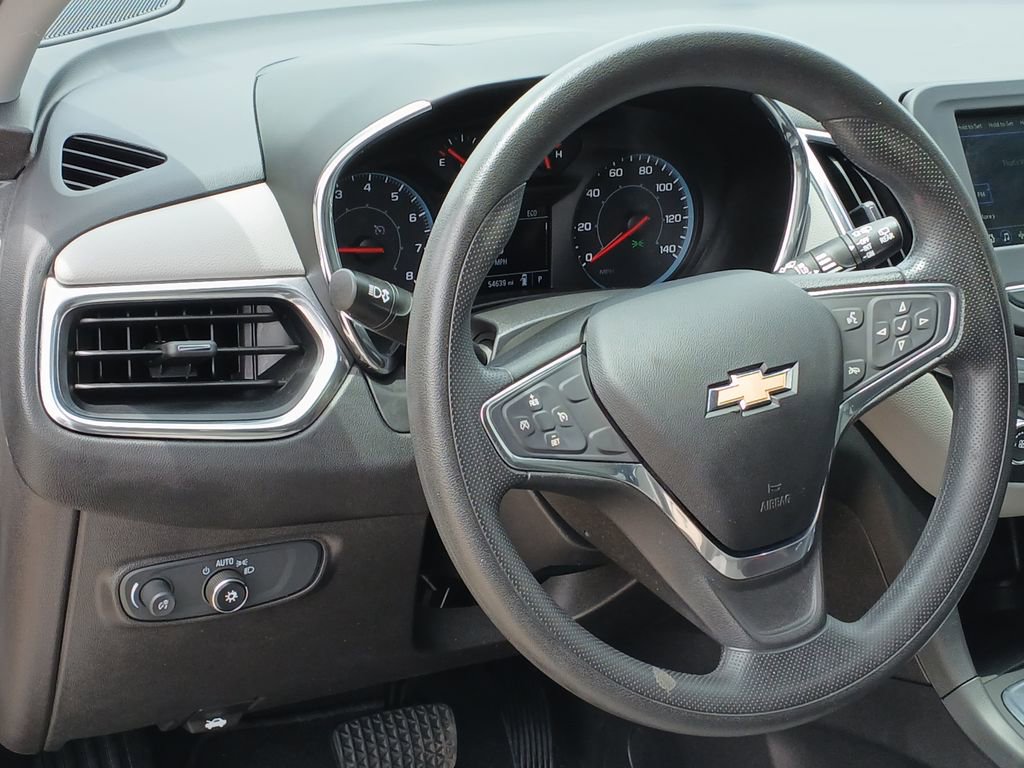 Used 2019 Chevrolet Equinox LS w/ LS Convenience Package FWD image 18