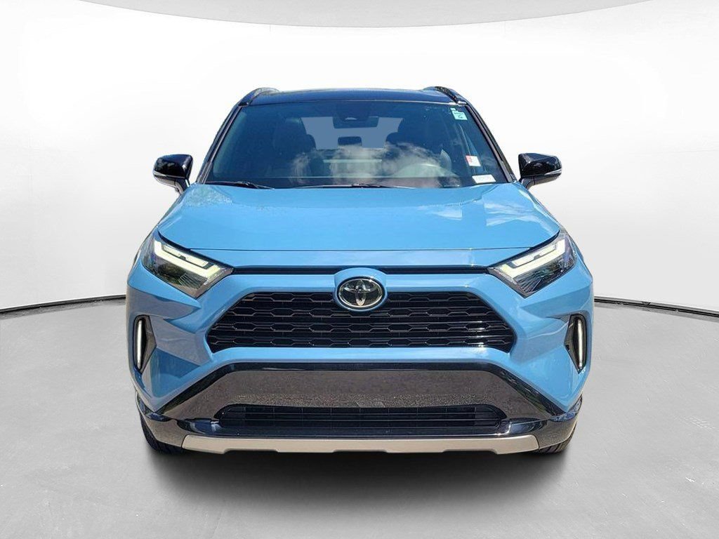 Certified 2025 Toyota RAV4 XSE AWD/4WD image 2