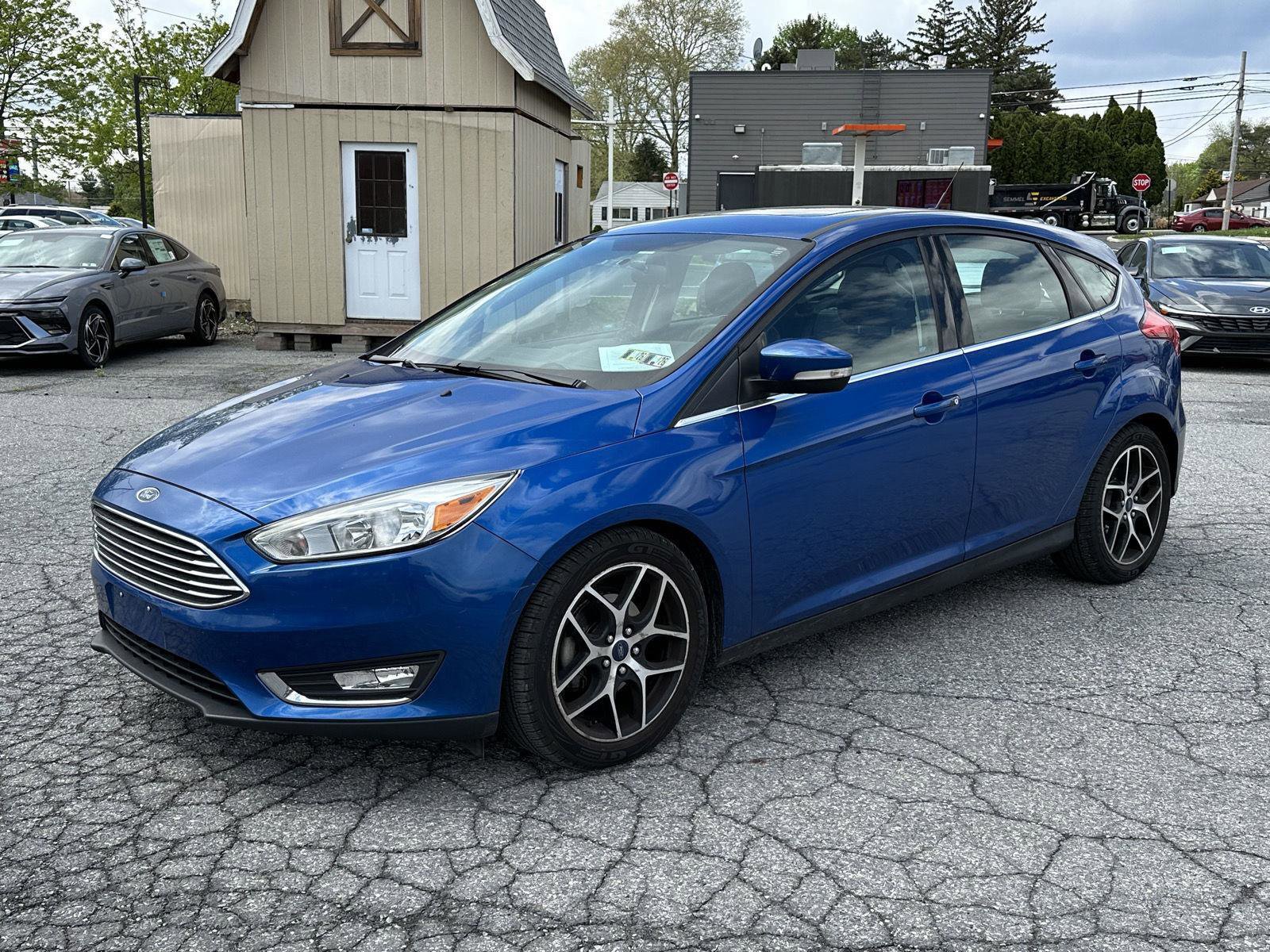 Used 2018 Ford Focus Titanium FWD image 4