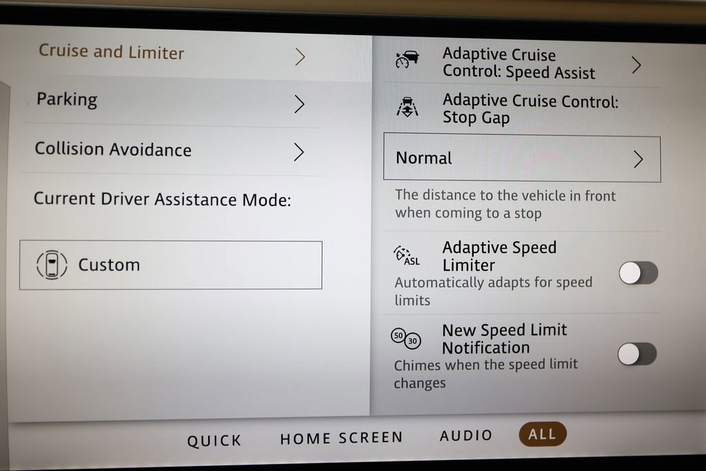 Used 2024 Land Rover Range Rover Autobiography AWD/4WD image 39