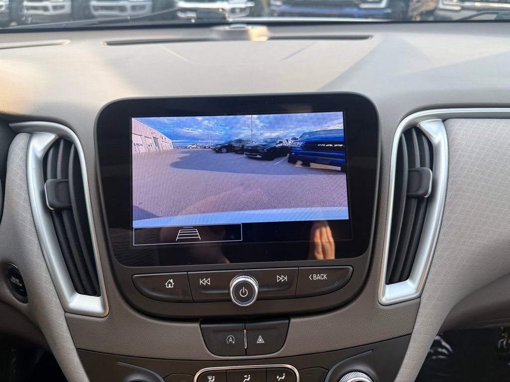 Used 2023 Chevrolet Malibu LT image 26