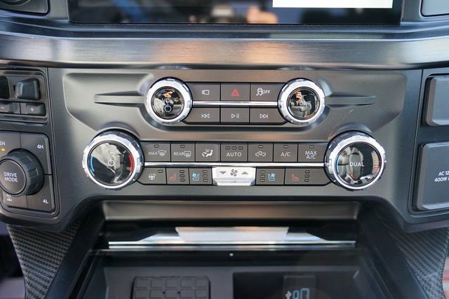New 2025 Ford F250 Lariat w/ Lariat Ultimate Package image 16