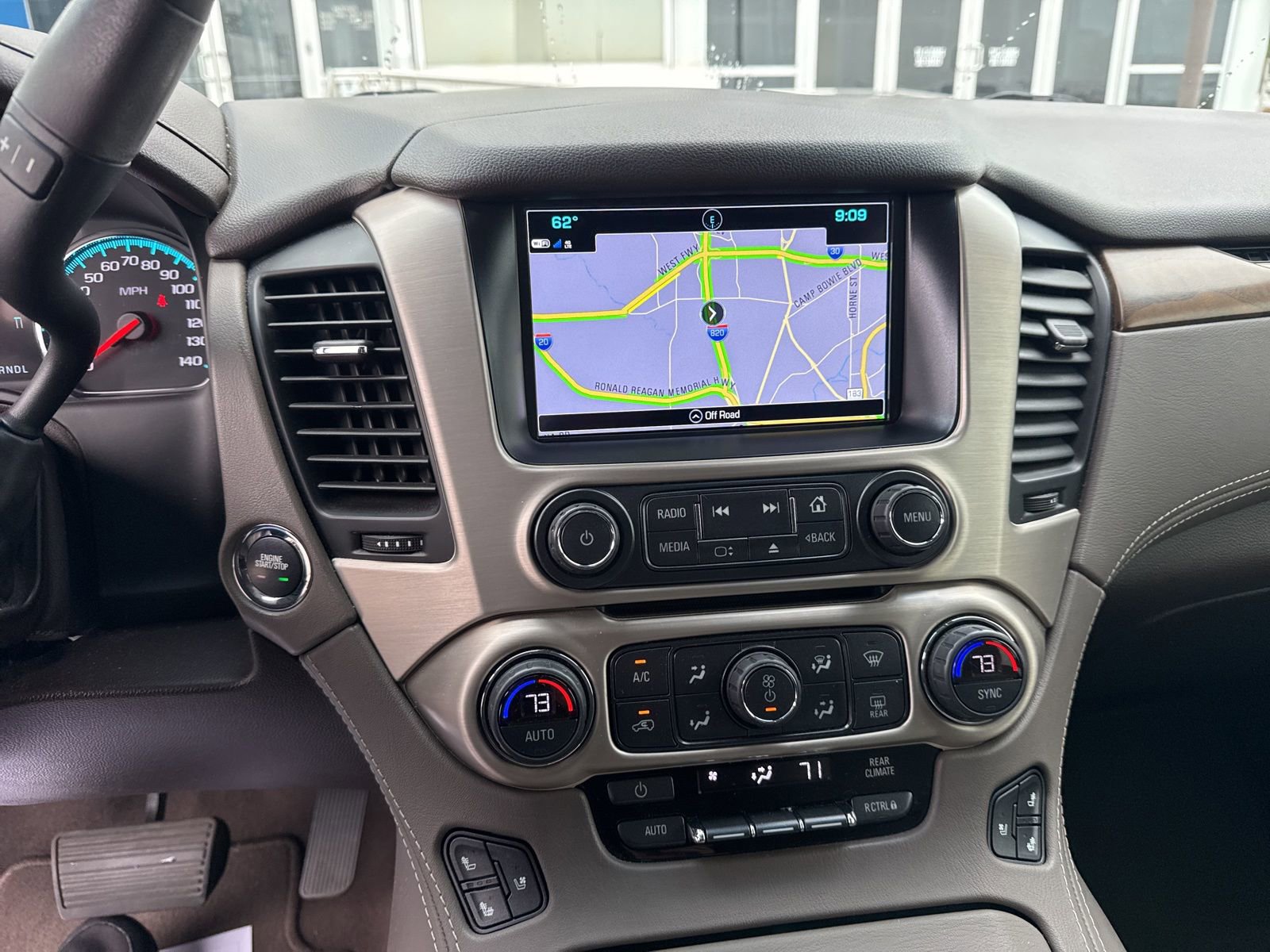 Used 2019 GMC Yukon XL Denali w/ Open Road Package RWD image 19