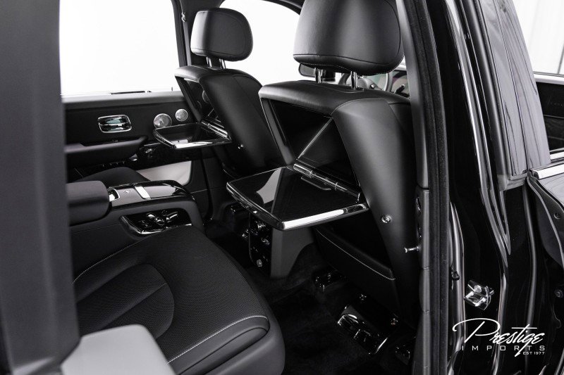 Used 2025 Rolls-Royce Cullinan image 52