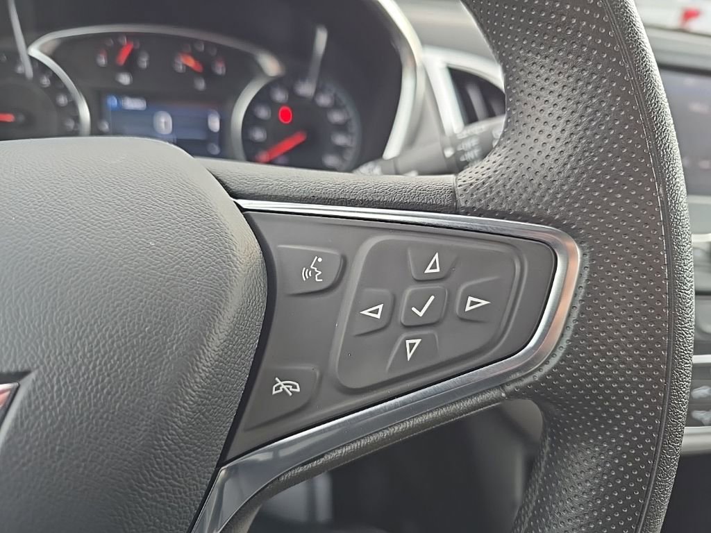 Used 2024 Chevrolet Equinox LS w/ LS Convenience Package image 17