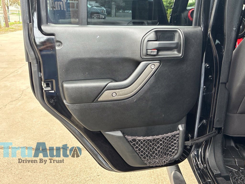 Used 2016 Jeep Wrangler Unlimited Sport w/ Quick Order Package 24S AWD/4WD image 35