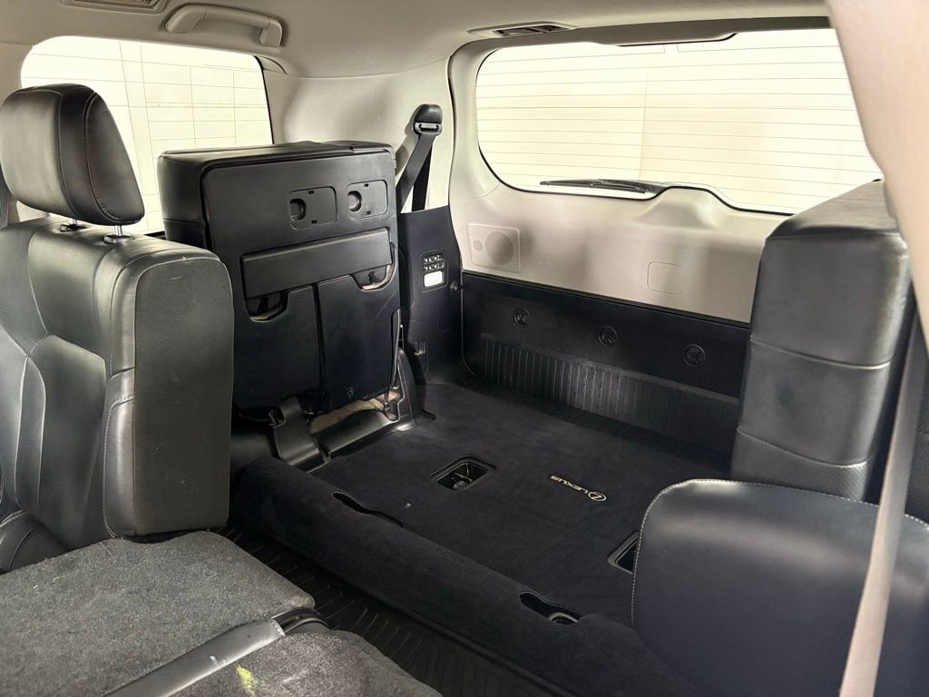 Used 2021 Lexus LX 570 4WD w/ Luxury Package image 38