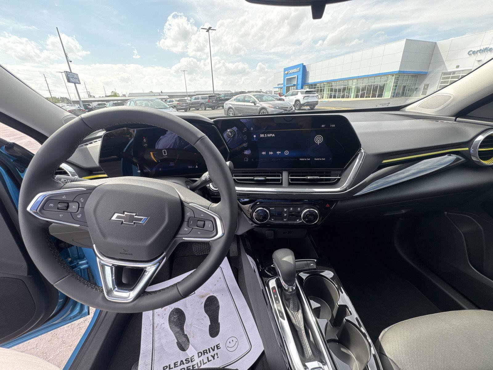 Used 2025 Chevrolet Trax ACTIV w/ Driver Confidence Package FWD image 17