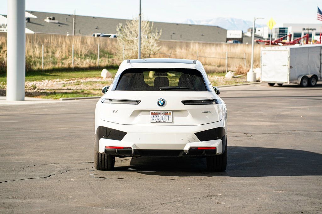 Used 2025 BMW iX xDrive50 image 6
