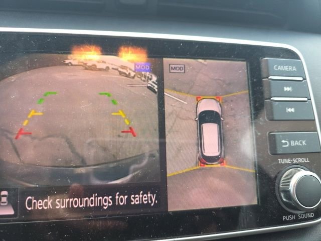 Certified 2018 Nissan Kicks SR w/ Exterior Electronics Package image 27