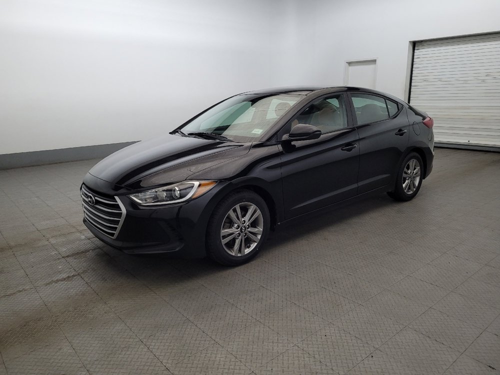 Used 2018 Hyundai Elantra SEL w/ Cargo Package FWD image 2
