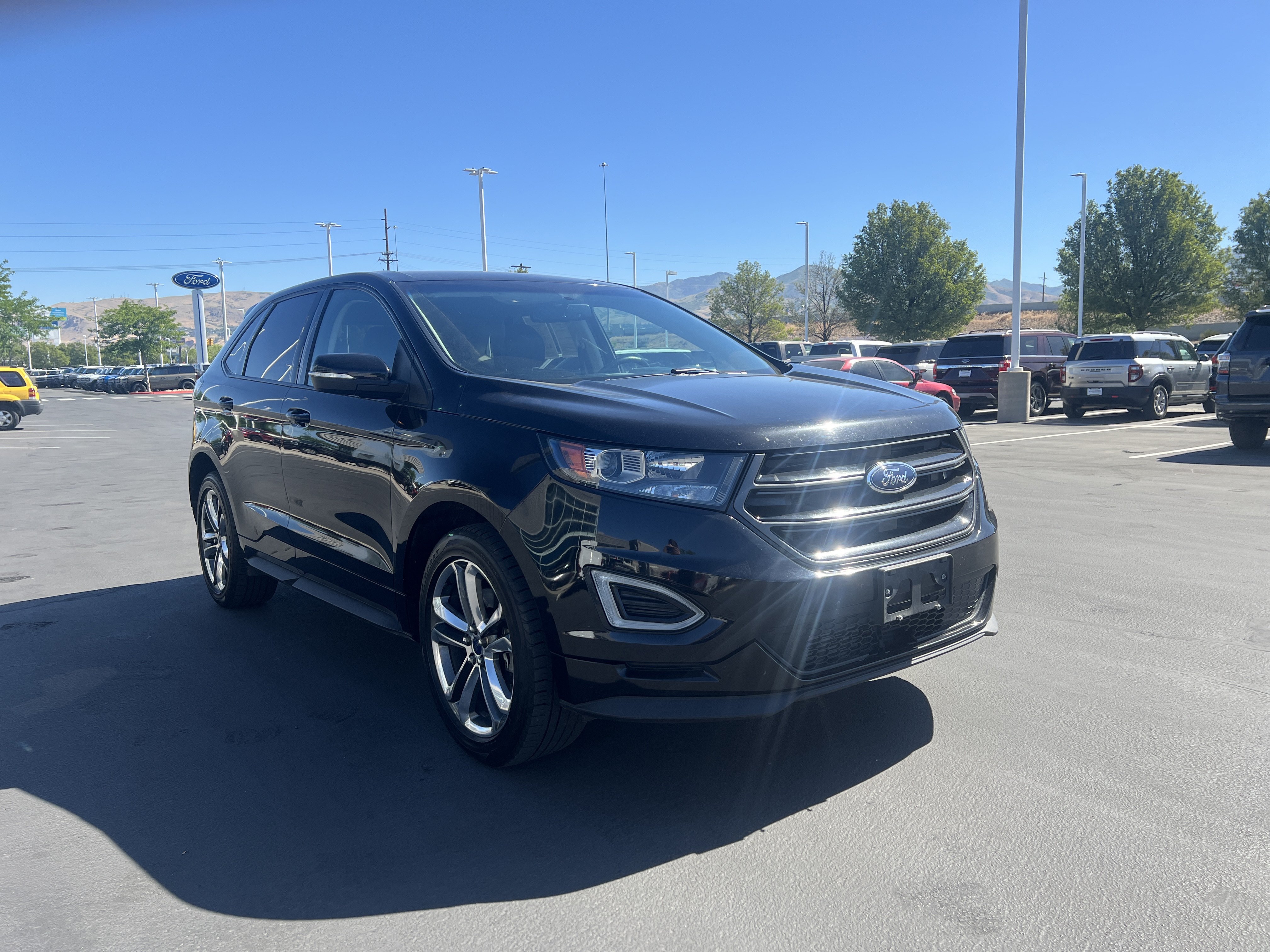Used 2016 Ford Edge Sport w/ Cold Weather Package AWD/4WD image 7