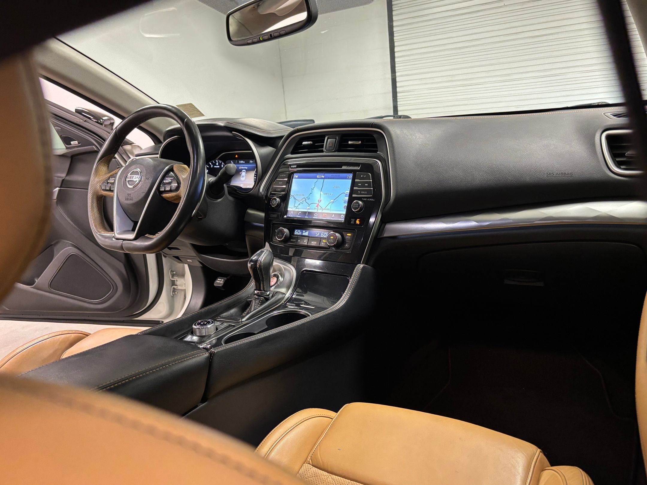 Used 2017 Nissan Maxima SR image 28