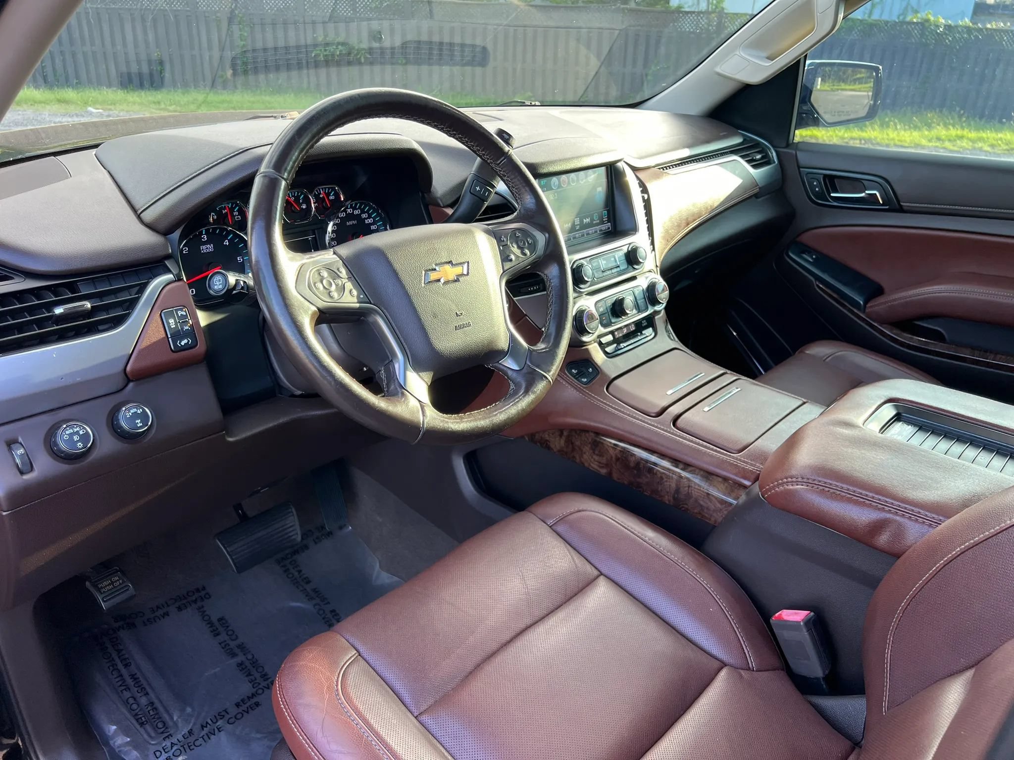 Used 2020 Chevrolet Tahoe Premier AWD/4WD image 14