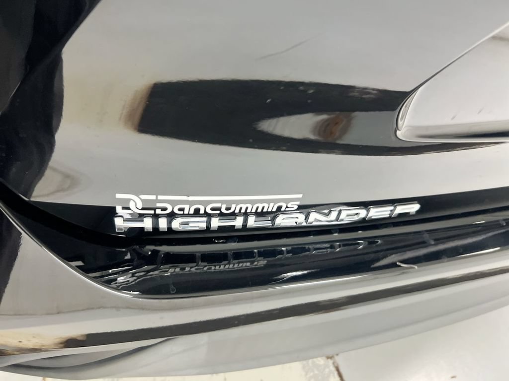 Used 2022 Toyota Highlander L FWD image 26