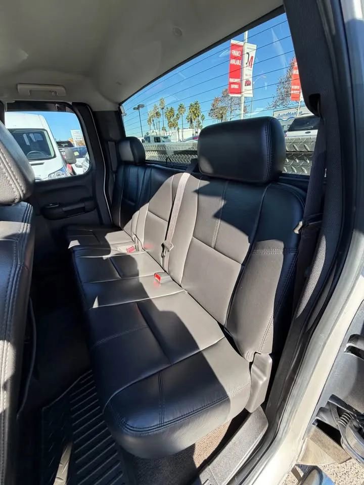 Used 2008 Chevrolet Silverado 1500 LT w/ Power Pack Plus AWD/4WD image 10