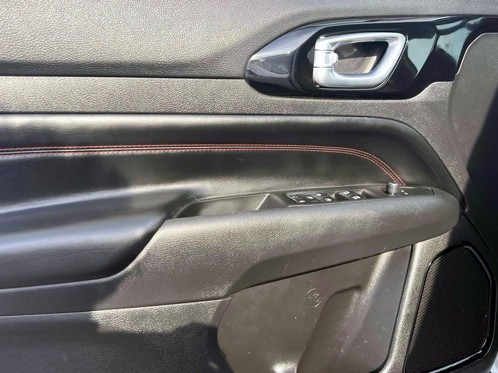 Certified 2022 Jeep Compass Trailhawk w/ Trailhawk Convenience Group image 15