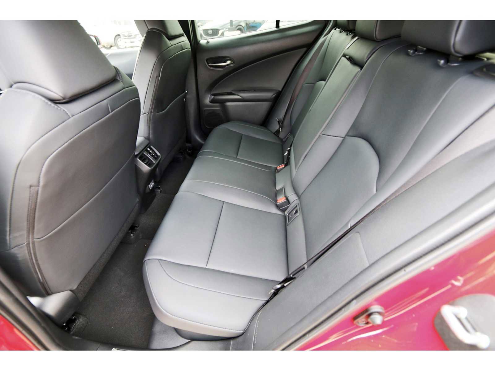 Used 2024 Lexus UX 250h FWD w/ Premium Package image 12