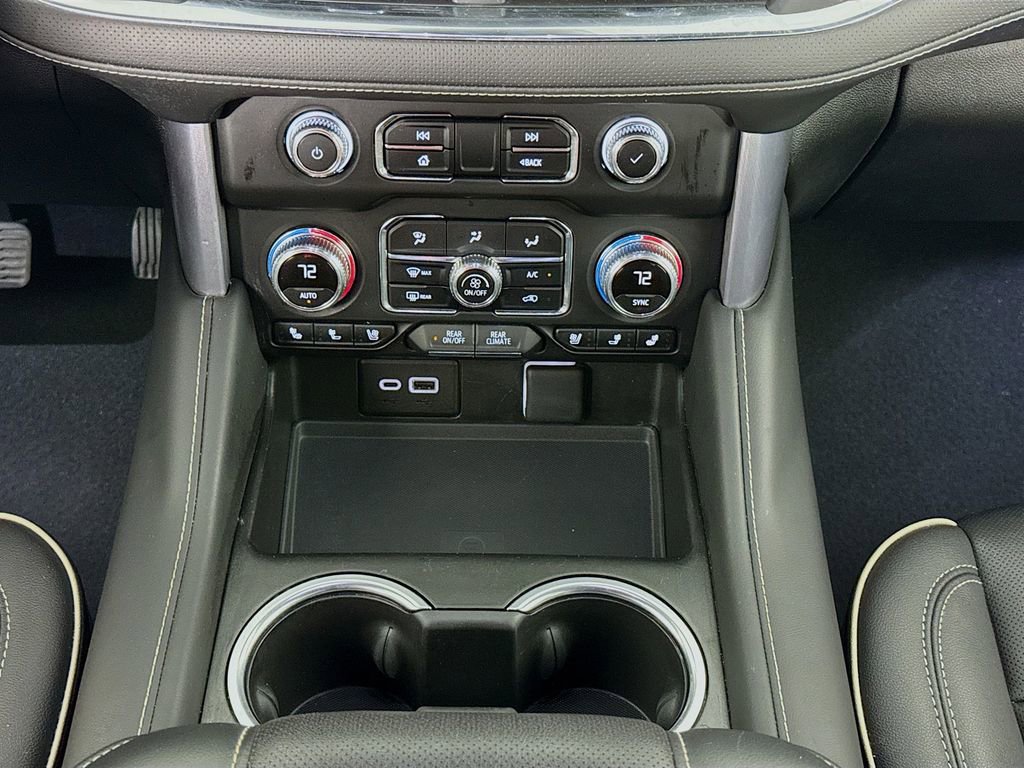 Used 2024 GMC Yukon SLT image 34