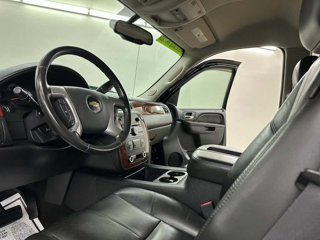 Used 2011 Chevrolet Silverado 1500 LTZ AWD/4WD image 36